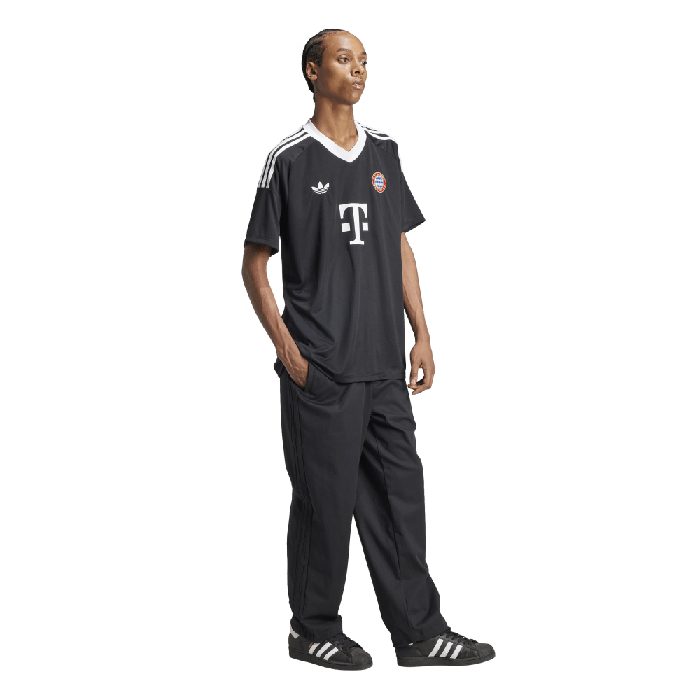 FC Bayern München 24/25 Torwart-Ausweichtrikot